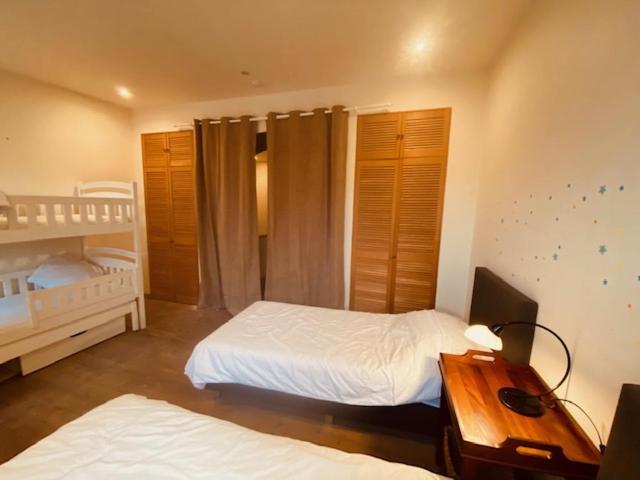 Spacious Duplex With Terrace In The Middle Of The Center Apartment Gent